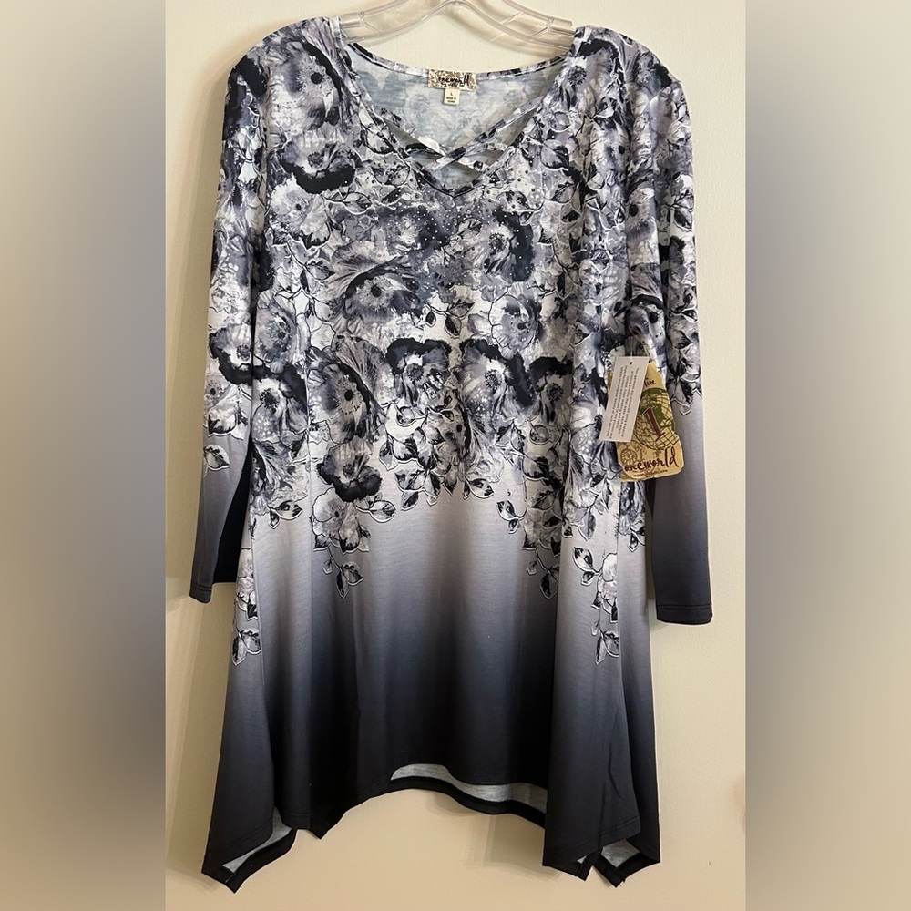 ONE WORLD Floral V-Neck Tunic - Black and Gray